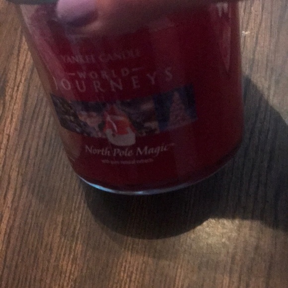 Yankee World Journeys Candle